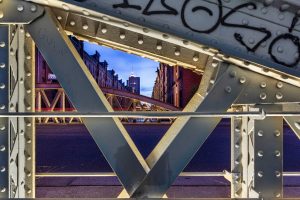 Night shot of a bridge construction in the Hamburg Speicherstadt.